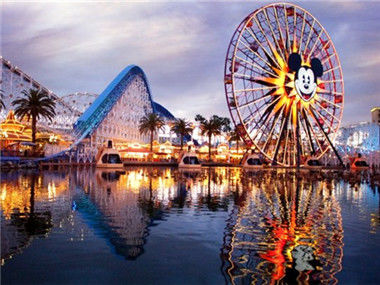 迪士尼乐园在闹鬼吗？