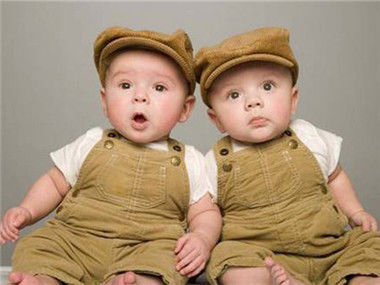 10个关于双胞胎难以置信的事实